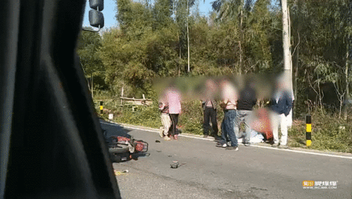 湛江最新爆料撞车,惊心动魄的撞车现场! 第3张 湛江最新爆料撞车,惊心动魄的撞车现场! 第3张